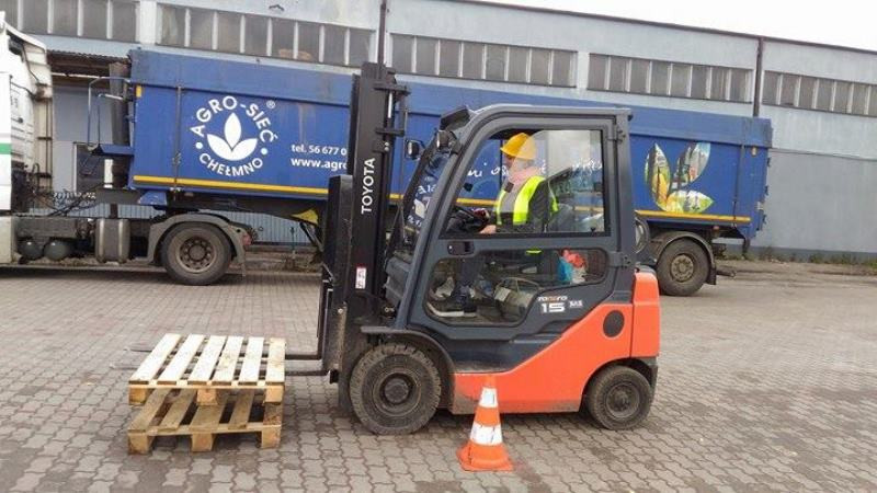 Kurs kierowcy wózków jezdniowych dla uczniów ZS nr 2