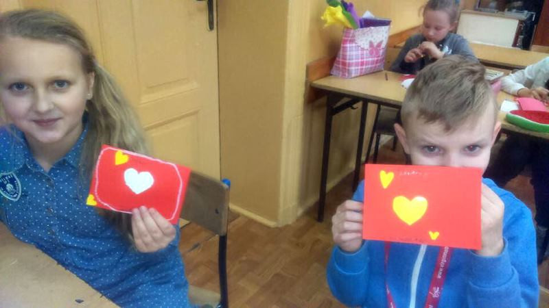 Romantyczne kartki walentynkowe czwartoklasistów