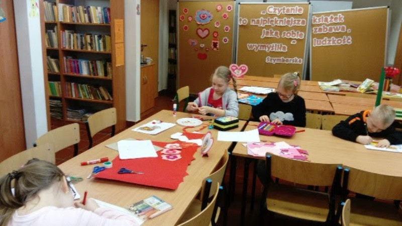 Podsumowanie I półrocza podczas apelu Samorządu Uczniowskiego SP2