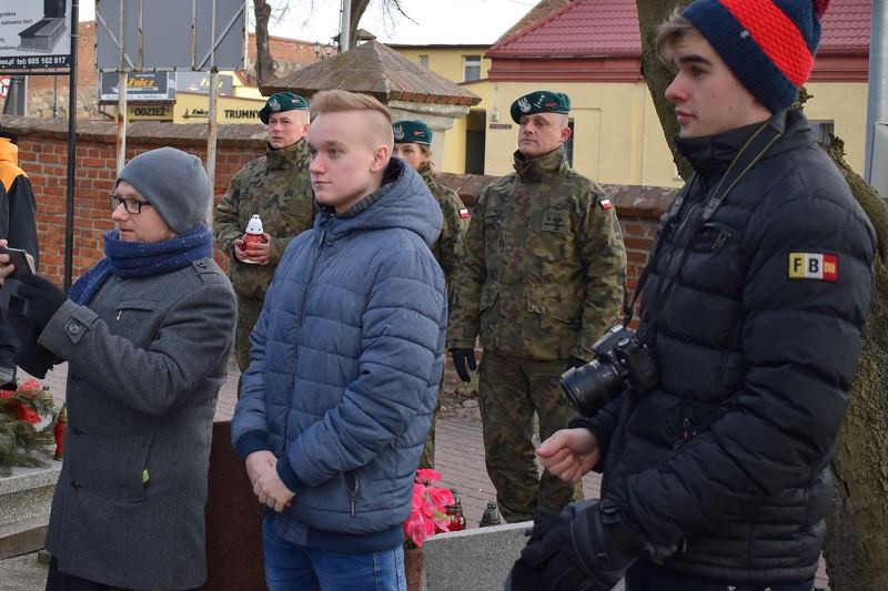 Apel pamięci Alfonsa Jarockiego - żołnierza wyklętego, który spoczywa na chełmińskim cmentarzu