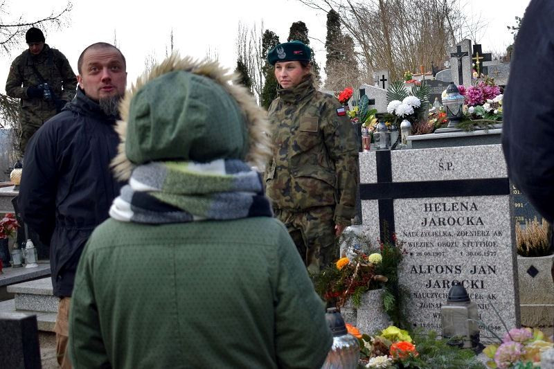 Apel pamięci Alfonsa Jarockiego - żołnierza wyklętego, który spoczywa na chełmińskim cmentarzu