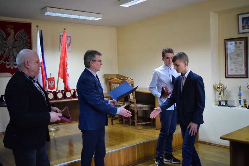 Relacja z wręczania nagród w kategorii ?Sportowiec Powiatu Chełmińskiego 2017?