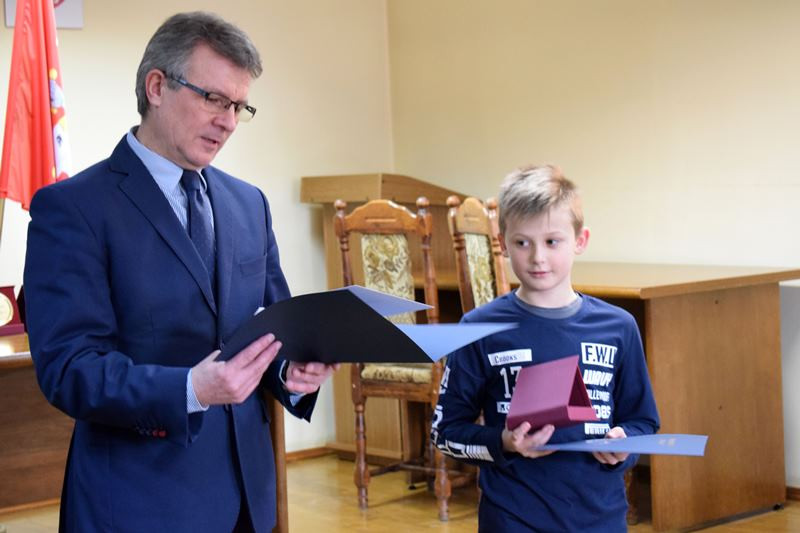Relacja z wręczania nagród w kategorii ?Sportowiec Powiatu Chełmińskiego 2017?