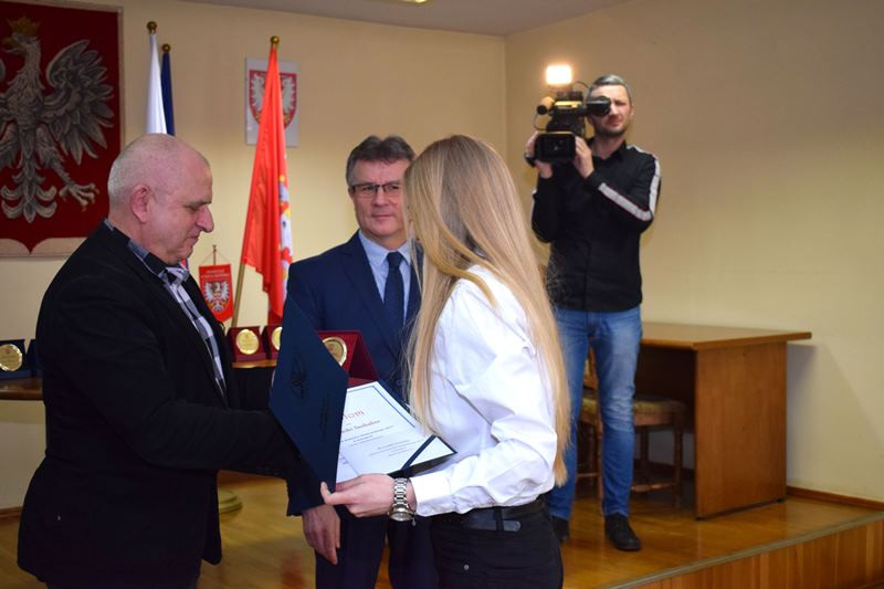 Relacja z wręczania nagród w kategorii ?Sportowiec Powiatu Chełmińskiego 2017?