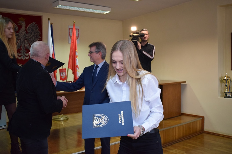 Relacja z wręczania nagród w kategorii ?Sportowiec Powiatu Chełmińskiego 2017?