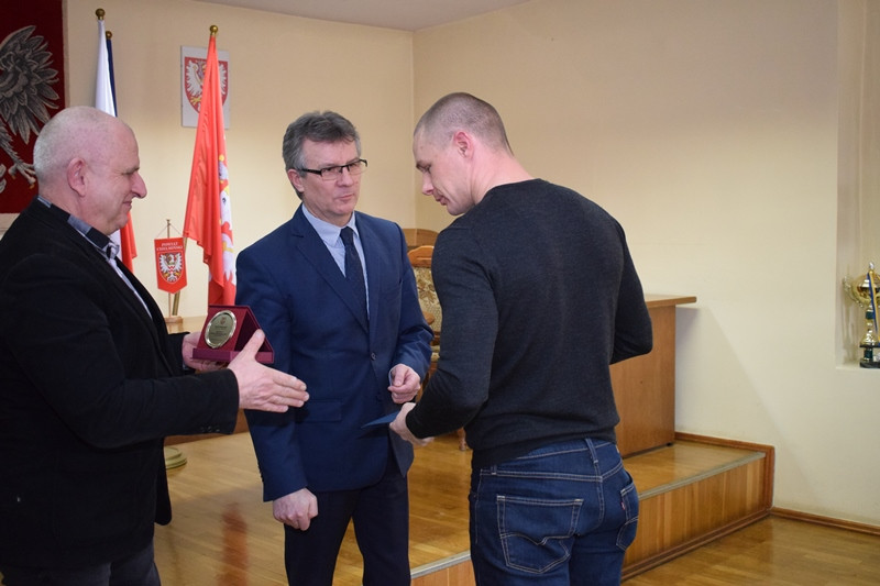 Relacja z wręczania nagród w kategorii ?Sportowiec Powiatu Chełmińskiego 2017?