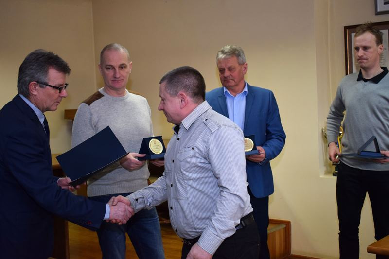 Relacja z wręczania nagród w kategorii ?Sportowiec Powiatu Chełmińskiego 2017?