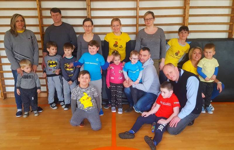 Trening młodych sportowców ze Specjalnego Ośrodka Szkolno-Wychowawczego