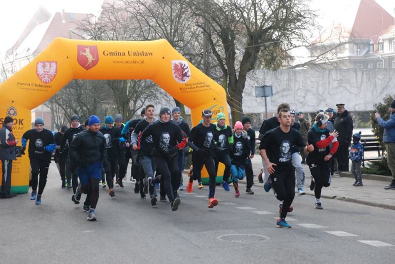 Reprezentanci ZSO nr 1 i ZS nr 2 w Biegu Pamięci Żołnierzy Wyklętych