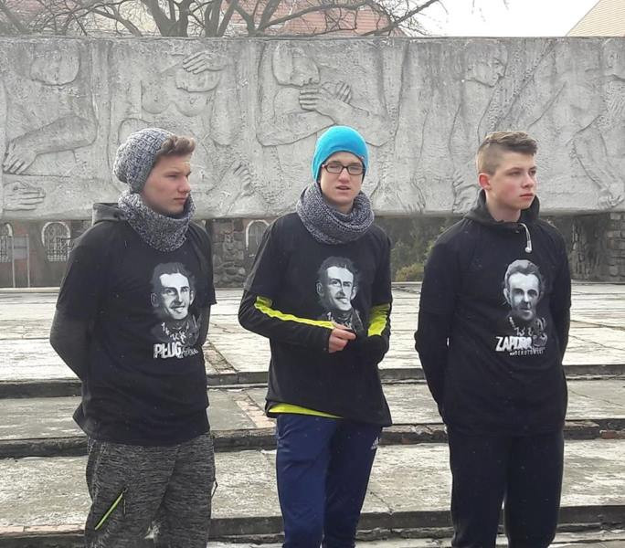 Reprezentanci ZSO nr 1 i ZS nr 2 w Biegu Pamięci Żołnierzy Wyklętych