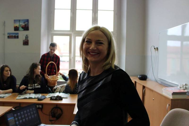 Relacja z przyjemnego świętowania 8 marca we wszystkich szkołach...czyli Panowie się bardzo starali, by uprzyjemnić Dzień Kobiet Paniom