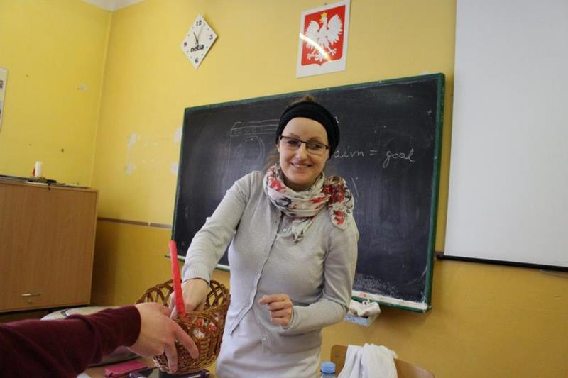 Relacja z przyjemnego świętowania 8 marca we wszystkich szkołach...czyli Panowie się bardzo starali, by uprzyjemnić Dzień Kobiet Paniom