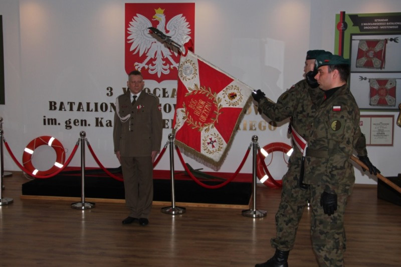 Obchody Dnia Kobiet oraz pożegnanie st. chor. Piotra NUSSLERA w 3. Batalionie Drogowo-Mostowym
