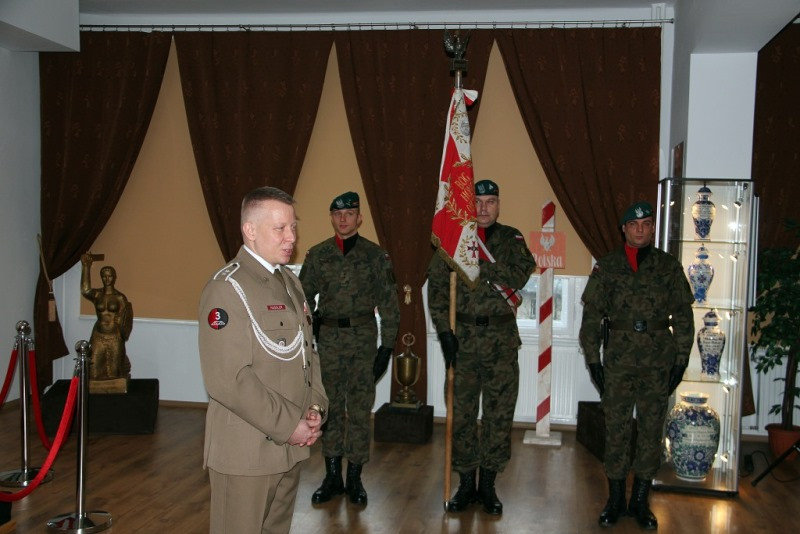 Obchody Dnia Kobiet oraz pożegnanie st. chor. Piotra NUSSLERA w 3. Batalionie Drogowo-Mostowym