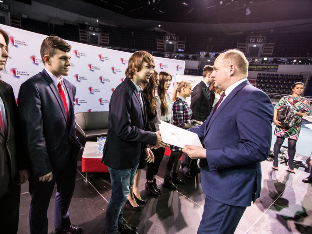Wręczenie stypendiów przez Marszałka Piotra Całbeckiego: ?Prymusi Zawodu Kujaw i Pomorza?