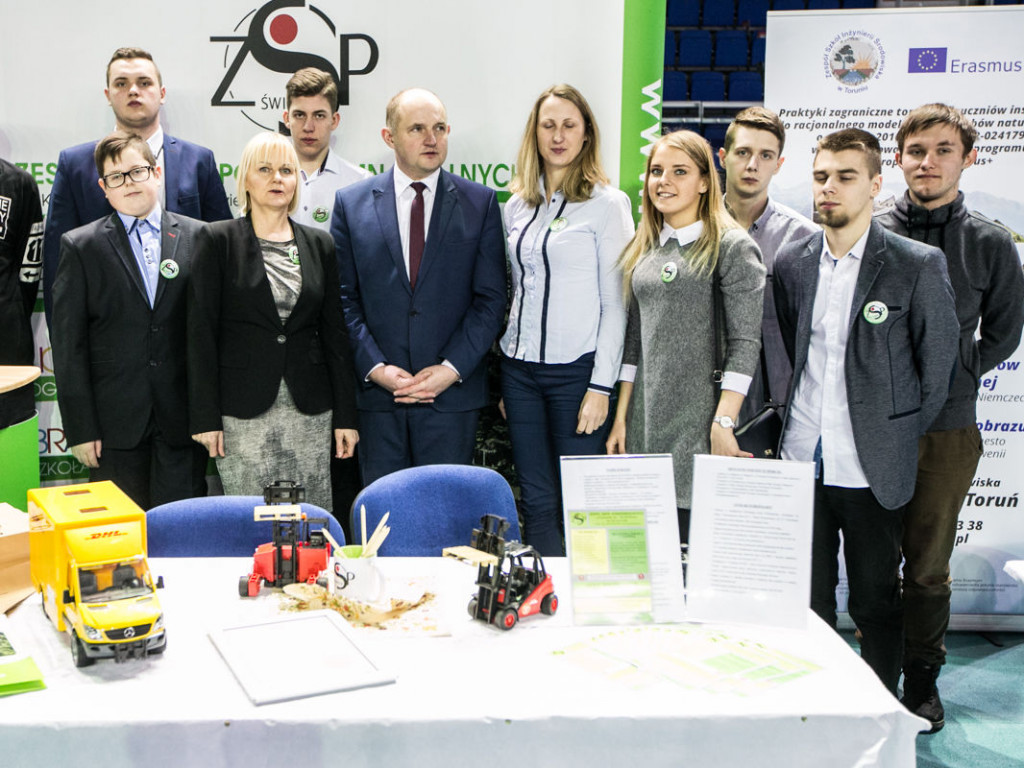 Wręczenie stypendiów przez Marszałka Piotra Całbeckiego: ?Prymusi Zawodu Kujaw i Pomorza?