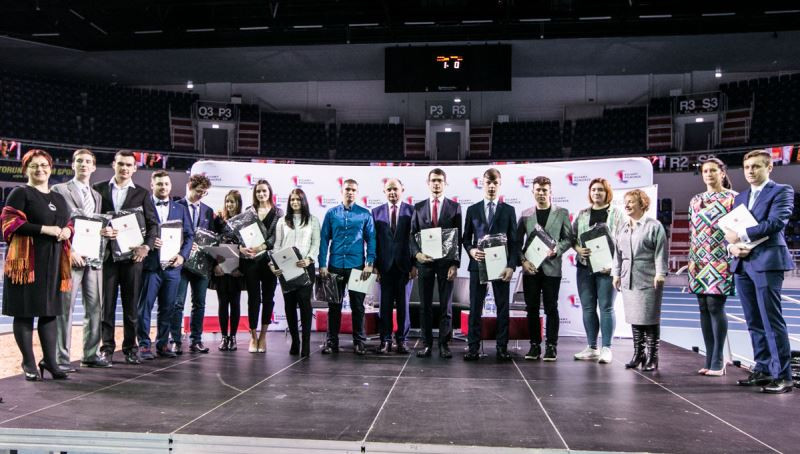 Wręczenie stypendiów przez Marszałka Piotra Całbeckiego: ?Prymusi Zawodu Kujaw i Pomorza?