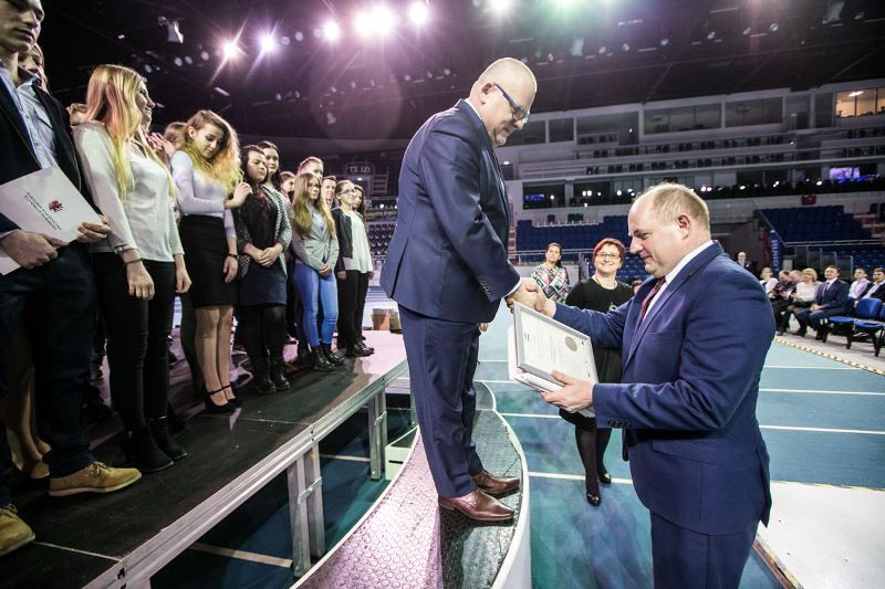 Wręczenie stypendiów przez Marszałka Piotra Całbeckiego: ?Prymusi Zawodu Kujaw i Pomorza?