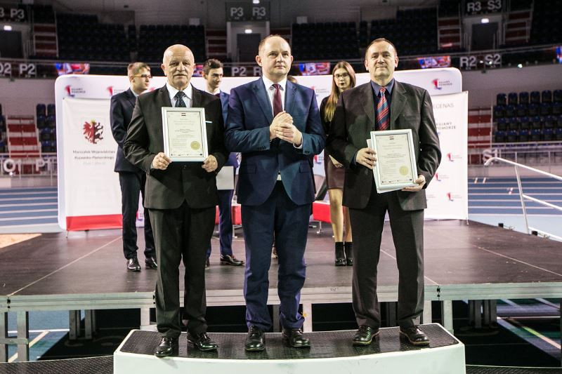 Wręczenie stypendiów przez Marszałka Piotra Całbeckiego: ?Prymusi Zawodu Kujaw i Pomorza?