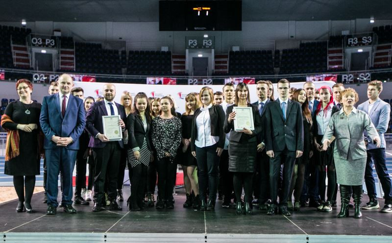 Wręczenie stypendiów przez Marszałka Piotra Całbeckiego: ?Prymusi Zawodu Kujaw i Pomorza?
