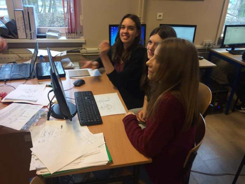 Spotkanie z ciekawymi zawodami w praktyce: dzień otwarty w ZS CKP Grubno