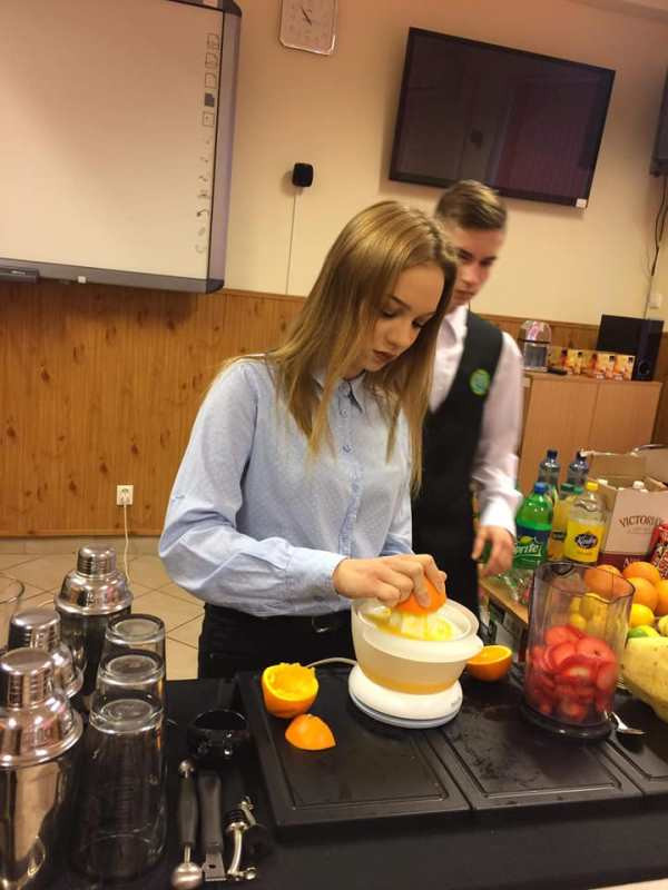 Spotkanie z ciekawymi zawodami w praktyce: dzień otwarty w ZS CKP Grubno