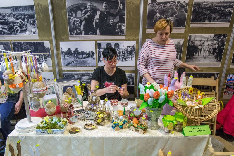 Przedświąteczna wystawa rękodzieła osób niepełnosprawnych ?My też potrafimy?