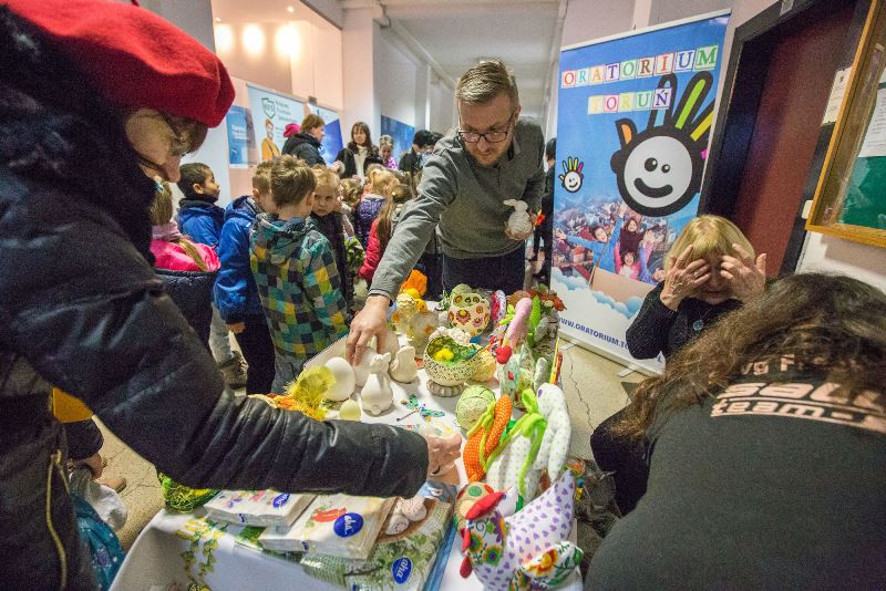 Przedświąteczna wystawa rękodzieła osób niepełnosprawnych ?My też potrafimy?