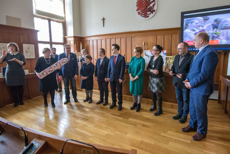 Przedświąteczna wystawa rękodzieła osób niepełnosprawnych ?My też potrafimy?