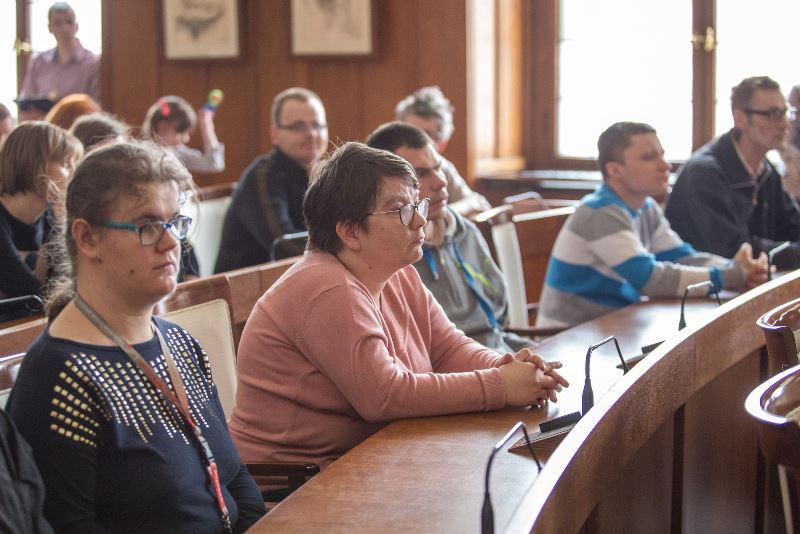 Przedświąteczna wystawa rękodzieła osób niepełnosprawnych ?My też potrafimy?