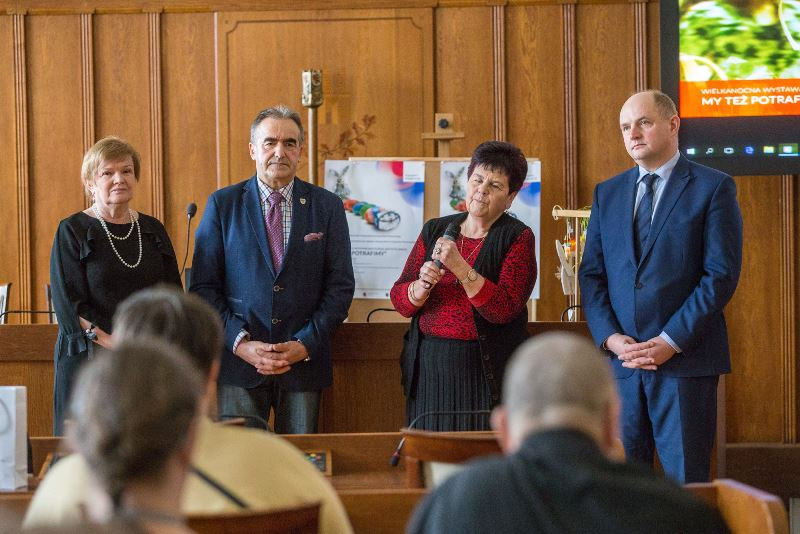Przedświąteczna wystawa rękodzieła osób niepełnosprawnych ?My też potrafimy?