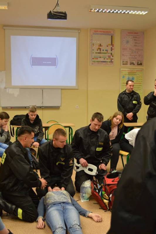 Zajęcia praktyczne na temat Krajowego Systemu Ratowniczo-Gaśniczego