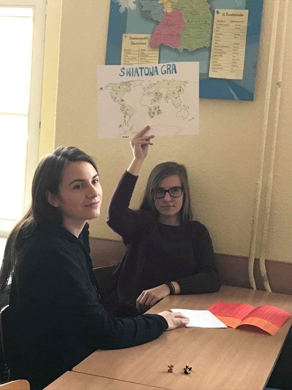 Tworzenie gry edukacyjnej podsumowującej prawa człowieka na lekcji w.o.s.