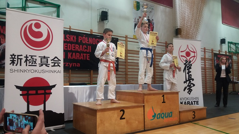 Wyniki Mistrzostw Polski Północnej Shinkyokushinkai Kościerzyna 17.03.2018 oraz Seminarium Kumite Wałcz 8-11.03.2018