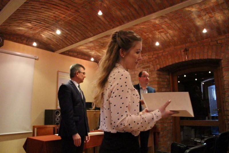 Wręczenie stypendiów najzdolniejszym uczniom przez Starostę Chełmińskiego