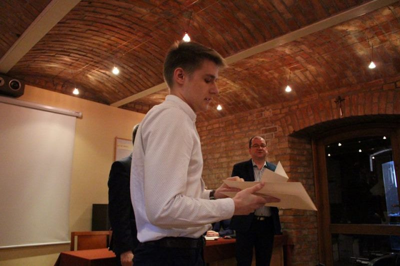 Wręczenie stypendiów najzdolniejszym uczniom przez Starostę Chełmińskiego
