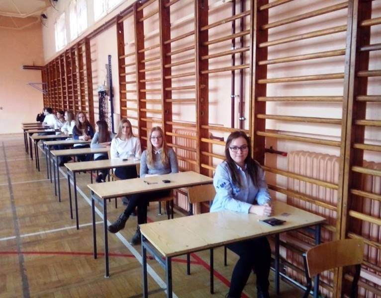 Wręczenie stypendiów najzdolniejszym uczniom przez Starostę Chełmińskiego