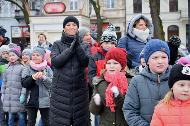 Dzisiaj w Chełmnie bum..bum... Zespół Downa zrobił szum !!! Happening w pierwszy dzień wiosny