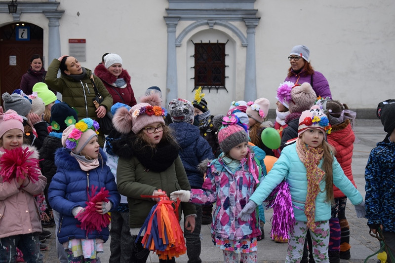 Dzisiaj w Chełmnie bum..bum... Zespół Downa zrobił szum !!! Happening w pierwszy dzień wiosny