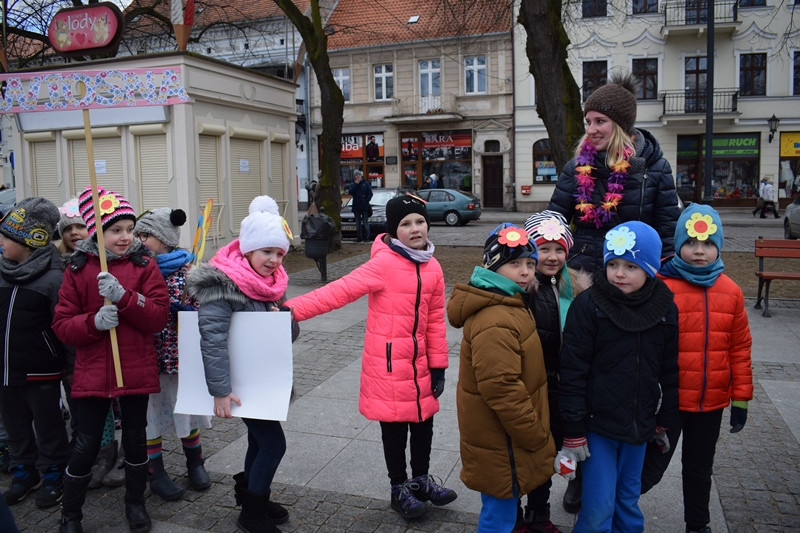 Dzisiaj w Chełmnie bum..bum... Zespół Downa zrobił szum !!! Happening w pierwszy dzień wiosny