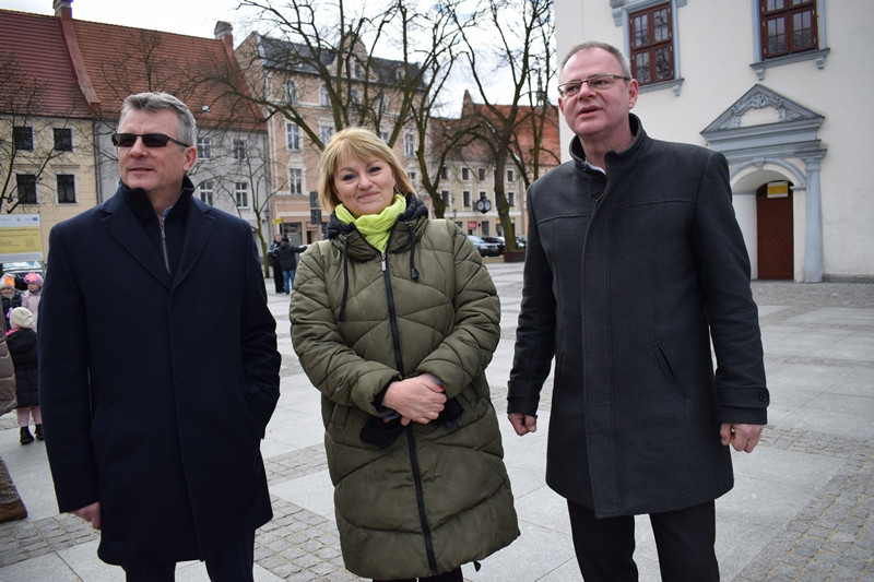 Dzisiaj w Chełmnie bum..bum... Zespół Downa zrobił szum !!! Happening w pierwszy dzień wiosny