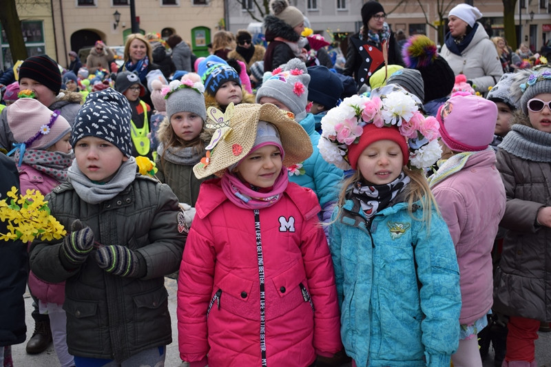 Dzisiaj w Chełmnie bum..bum... Zespół Downa zrobił szum !!! Happening w pierwszy dzień wiosny