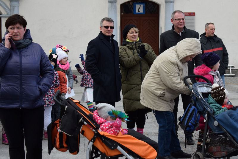 Dzisiaj w Chełmnie bum..bum... Zespół Downa zrobił szum !!! Happening w pierwszy dzień wiosny