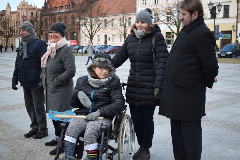 Dzisiaj w Chełmnie bum..bum... Zespół Downa zrobił szum !!! Happening w pierwszy dzień wiosny