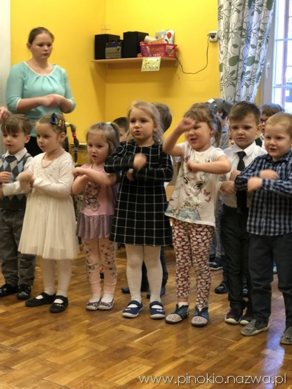 Wielkanoc tuż...tuż...czyli wesołe harce przedszkolaków z 
