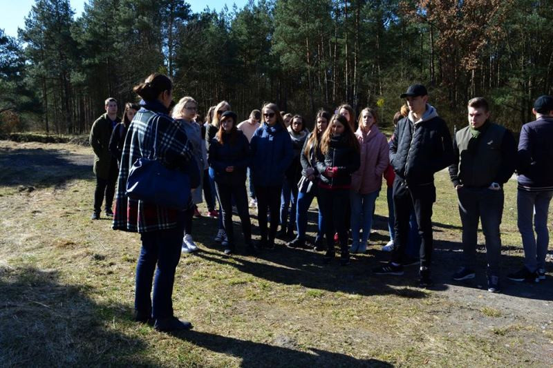 Historia najbliższej okolicy - zajęcia terenowe w ramach projektu edukacyjnego