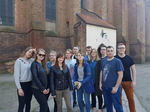 Przygotowania do pożegnania maturzystów i aktywna lekcja historii