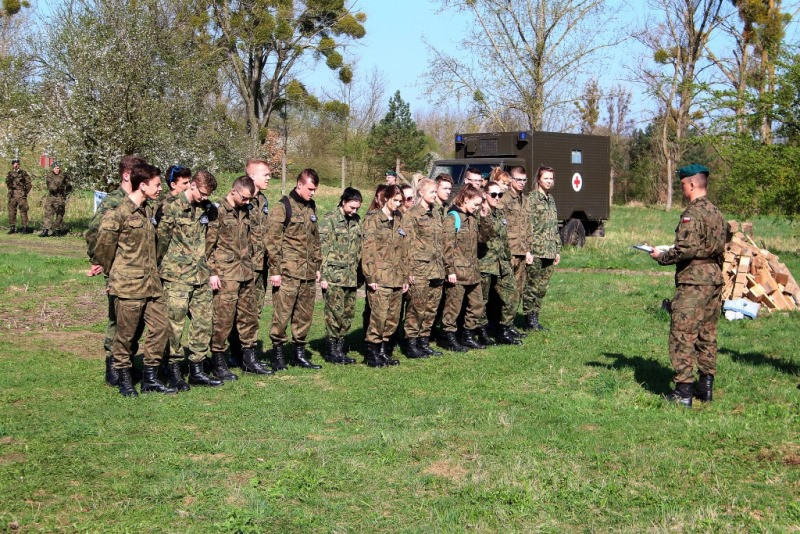Uczniowie klasy mundurowej z Zespołu Szkół we Wroniu ćwiczyli w 3bdm
