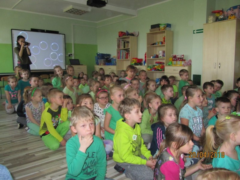 Obchody ?Światowego Dnia Ziemi? w Tęczowym Zakątku