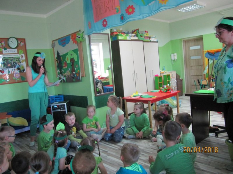 Obchody ?Światowego Dnia Ziemi? w Tęczowym Zakątku